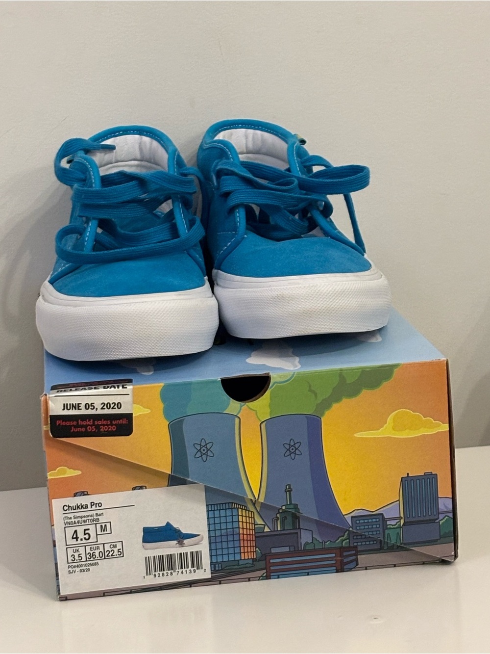 Vans Chukka Pro The Simpsons Bart Blue Suede Shoes NIB Men 4.5 Women 6